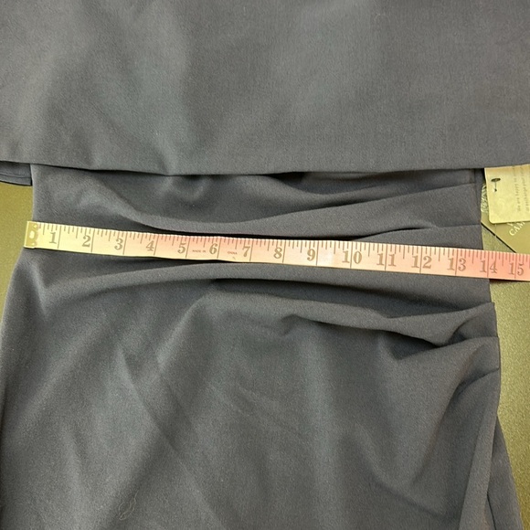 Vince Camuto Navy Off The Shoulder Sheath Dress Size 6 Ruching Elegant Cocktail - Picture 12 of 14